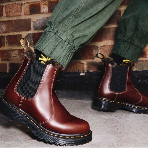 Dr Martens 2976 Leonore Faux Fur Lined 